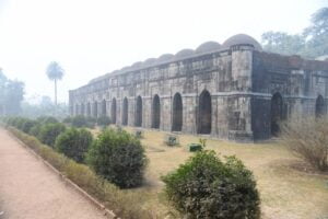 বারােদুয়ারী/বােরাে সােনা মসজিদ (Baroduari/Boro Sona Mosque, Malda District)